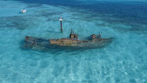 Barco hundido en isla saona
